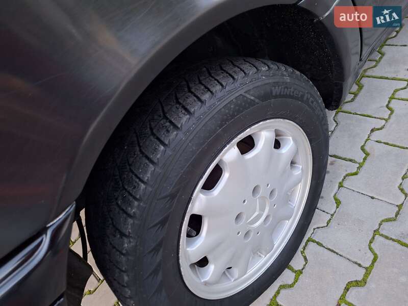 Седан Mercedes-Benz C-Class 1994 в Чернівцях фото 13 Седан Mercedes-Benz C-Class 1994 в Чернівцях