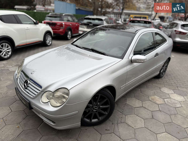 Купе Mercedes-Benz C-Class 2004 в Одесі фото 6 Купе Mercedes-Benz C-Class 2004 в Одесі