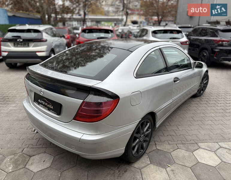 Купе Mercedes-Benz C-Class 2004 в Одесі фото 21 Купе Mercedes-Benz C-Class 2004 в Одесі