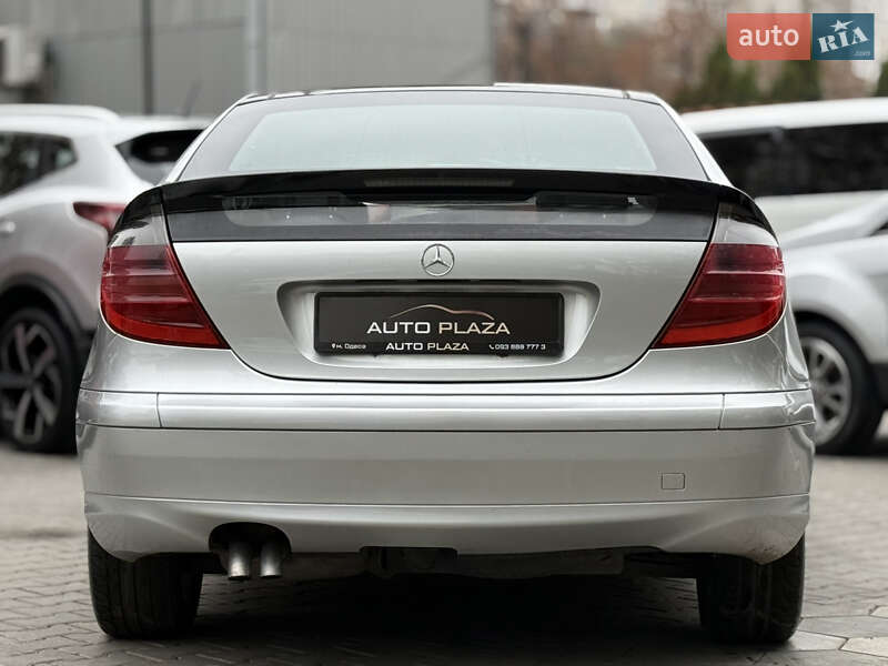 Купе Mercedes-Benz C-Class 2004 в Одесі фото 30 Купе Mercedes-Benz C-Class 2004 в Одесі
