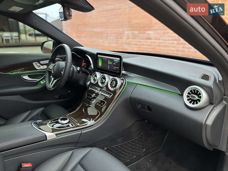 Седан Mercedes-Benz C-Class 2018 в Киеве