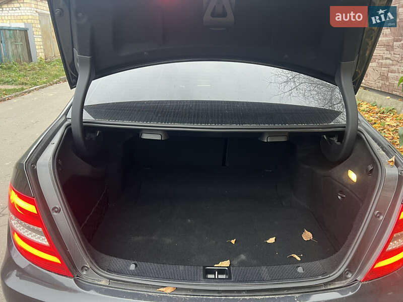 Седан Mercedes-Benz C-Class 2012 в Киеве фото 13 Седан Mercedes-Benz C-Class 2012 в Киеве