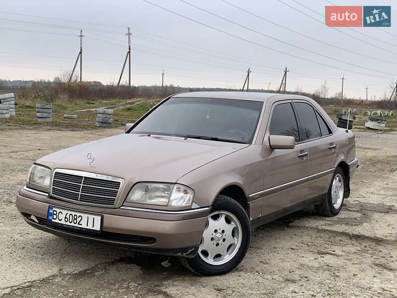 Седан Mercedes-Benz C-Class 1993 в Каменке-Бугской