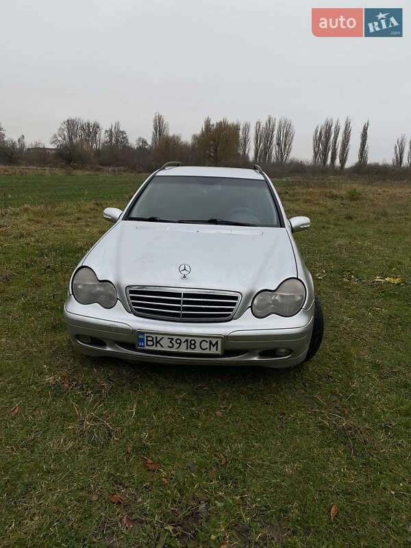 Mercedes-Benz C-Class 2001
