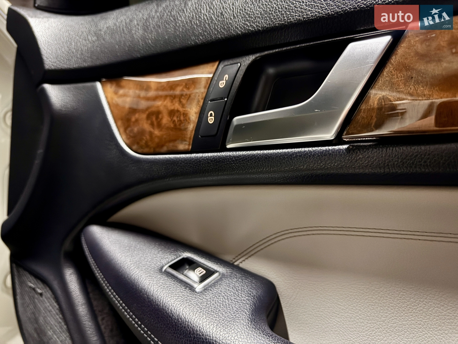 2012 Mercedes-Benz C-klasse - мініатюра 26