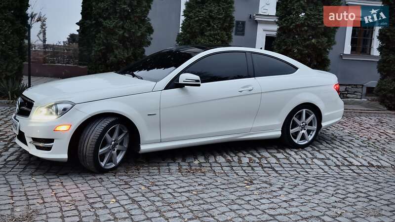Седан Mercedes-Benz C-Class 2012 в Киеве фото 9 Седан Mercedes-Benz C-Class 2012 в Киеве