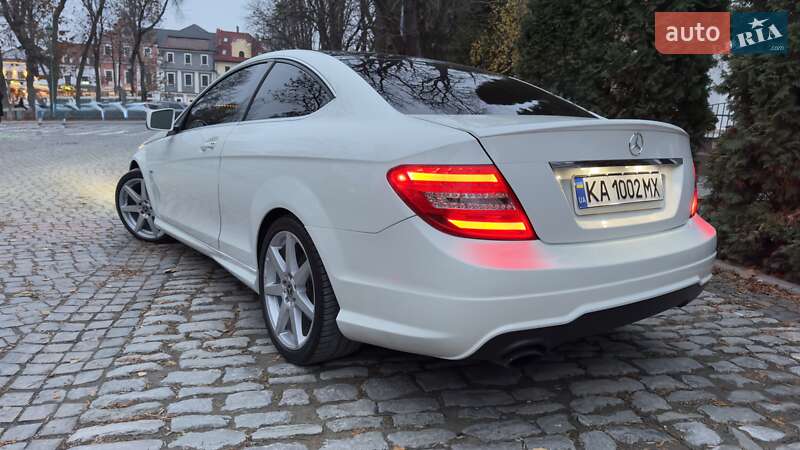 Mercedes-Benz C-Class 2012 Mercedes-Benz C-Class 2012