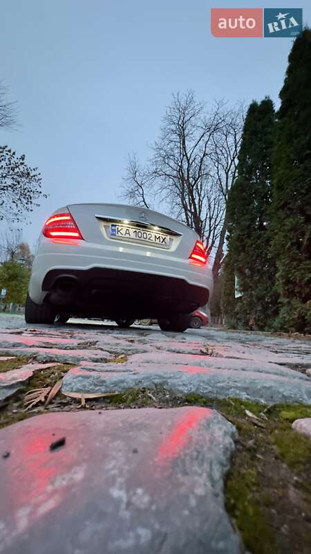 Седан Mercedes-Benz C-Class 2012 в Киеве фото 6 Седан Mercedes-Benz C-Class 2012 в Киеве