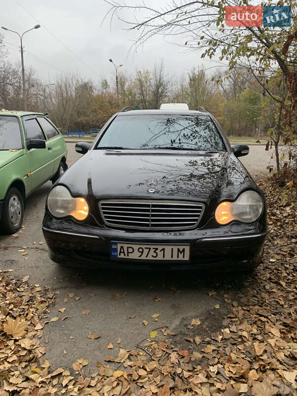 Універсал Mercedes-Benz C-Class 2003 в Запоріжжі фото 12 Універсал Mercedes-Benz C-Class 2003 в Запоріжжі