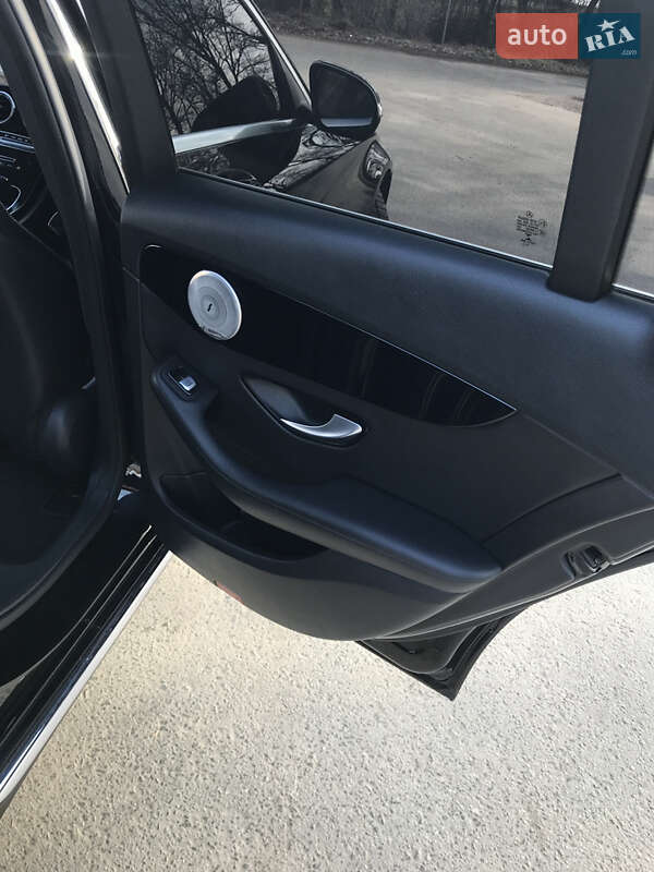 Універсал Mercedes-Benz C-Class 2016 в Тернополі