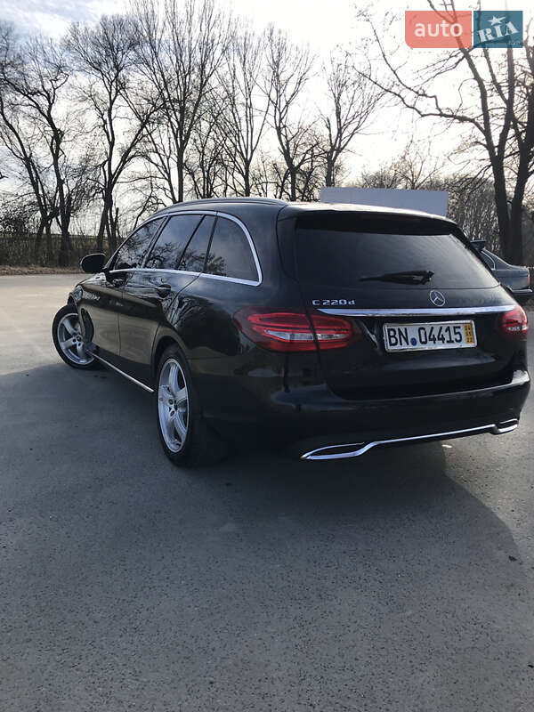 Універсал Mercedes-Benz C-Class 2016 в Тернополі