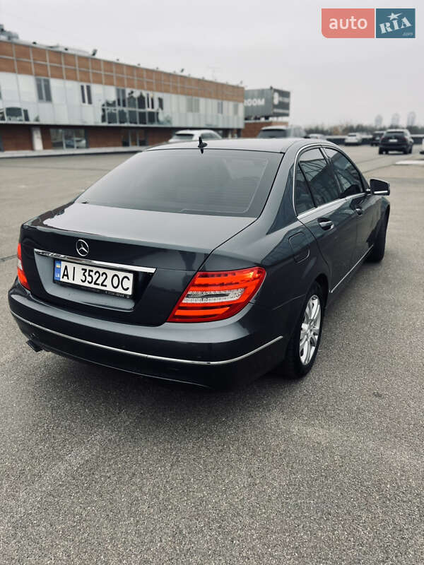 Седан Mercedes-Benz C-Class 2013 в Києві