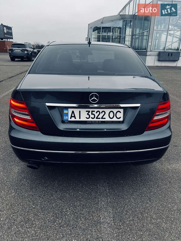 Седан Mercedes-Benz C-Class 2013 в Києві