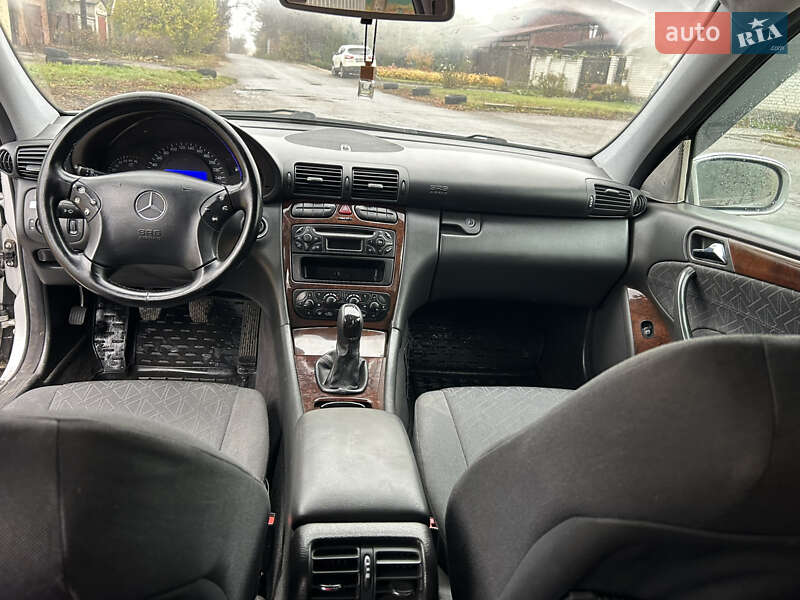 Седан Mercedes-Benz C-Class 2002 в Полтаве