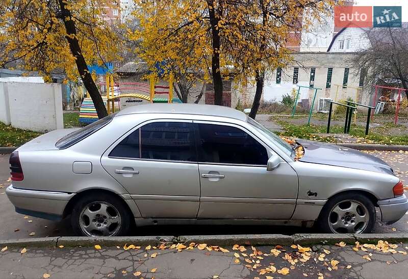 Седан Mercedes-Benz C-Class 1998 в Тернополе фото 4 Седан Mercedes-Benz C-Class 1998 в Тернополе