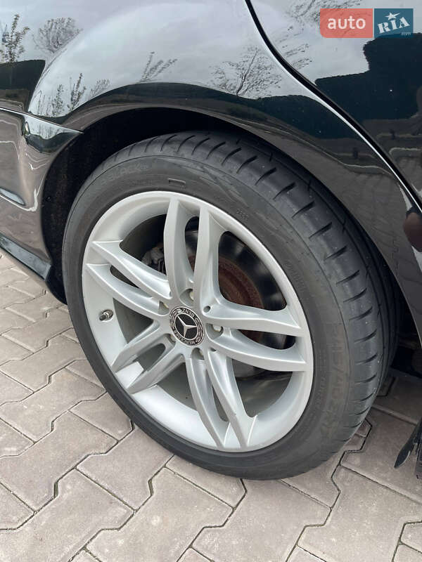 Седан Mercedes-Benz C-Class 2011 в Києві