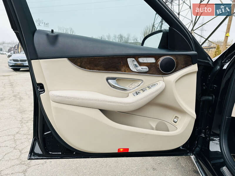 Седан Mercedes-Benz C-Class 2016 в Харькове