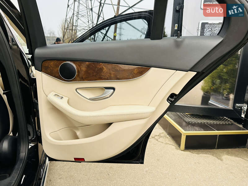 Седан Mercedes-Benz C-Class 2016 в Харькове