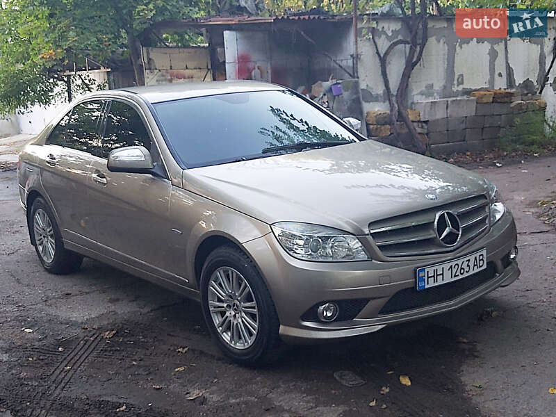 Седан Mercedes-Benz C-Class 2007 в Одесі