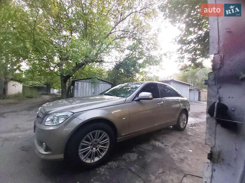 Седан Mercedes-Benz C-Class 2007 в Одесі