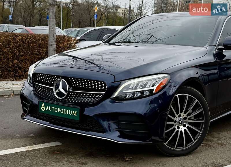 Седан Mercedes-Benz C-Class 2018 в Києві