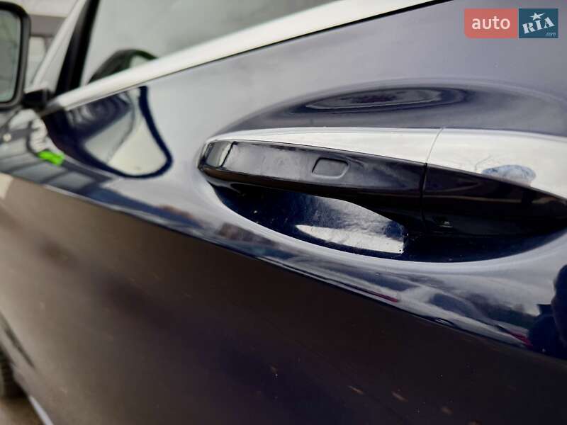 Седан Mercedes-Benz C-Class 2018 в Києві