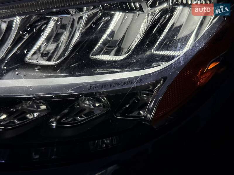 Седан Mercedes-Benz C-Class 2018 в Києві