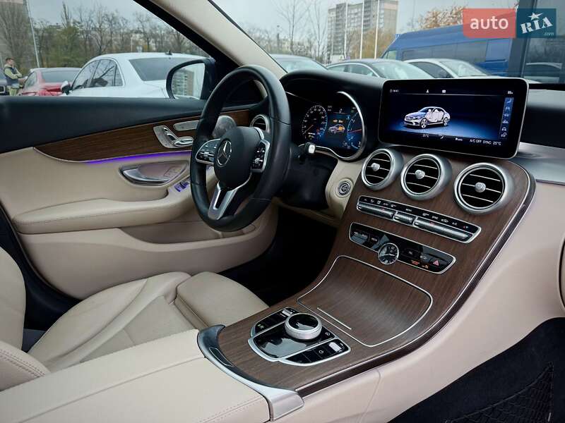Седан Mercedes-Benz C-Class 2018 в Києві