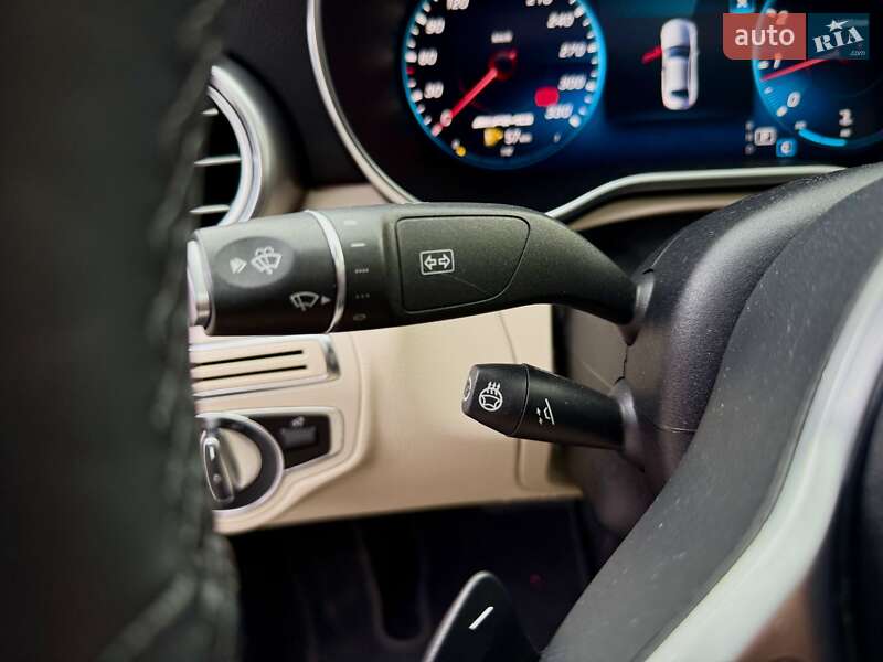Седан Mercedes-Benz C-Class 2018 в Києві