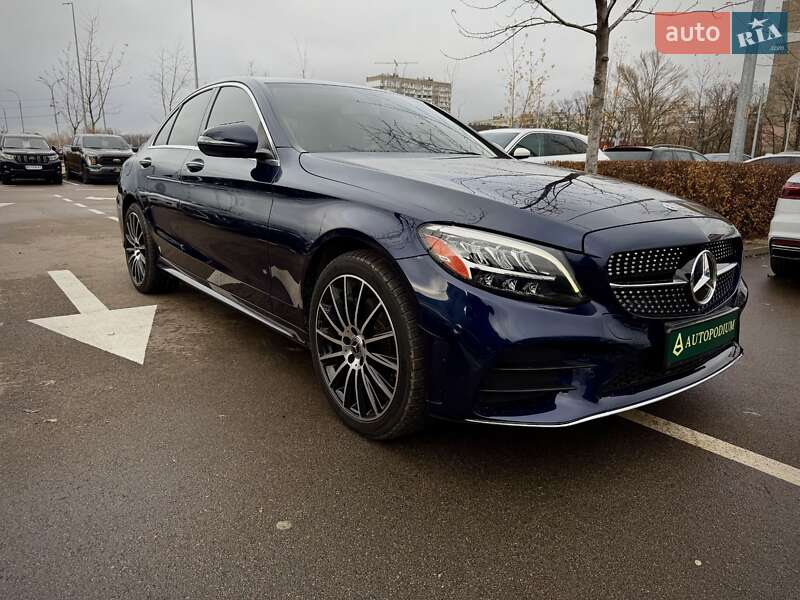 Седан Mercedes-Benz C-Class 2018 в Києві