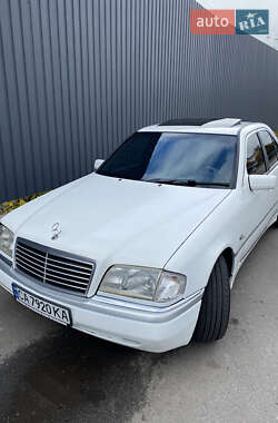 Седан Mercedes-Benz C-Class 1993 в Полтаві