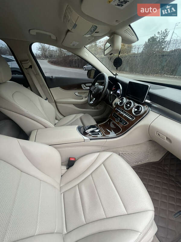 Седан Mercedes-Benz C-Class 2015 в Днепре