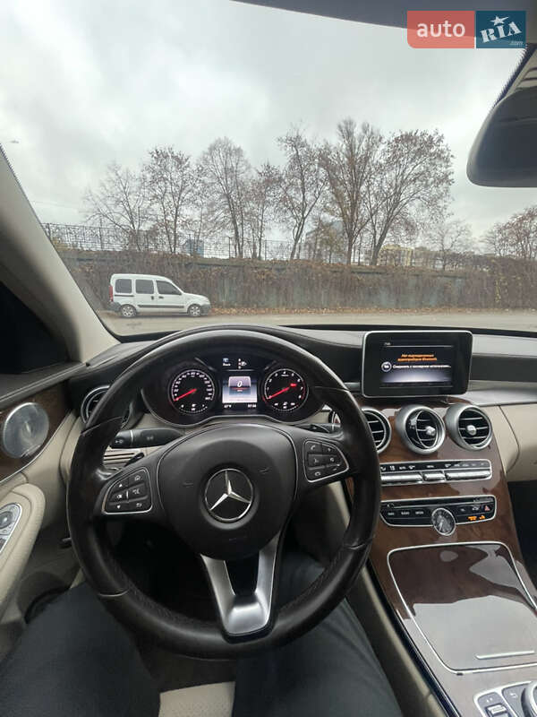 Седан Mercedes-Benz C-Class 2015 в Днепре