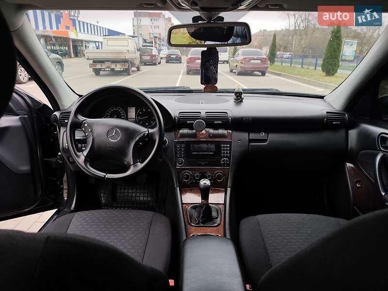 Универсал Mercedes-Benz C-Class 2005 в Староконстантинове фото 24 Универсал Mercedes-Benz C-Class 2005 в Староконстантинове