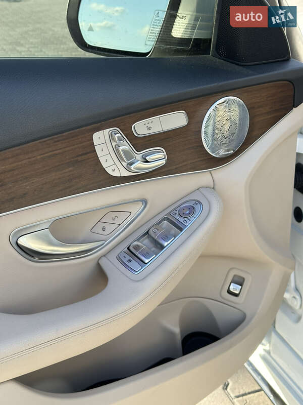 Седан Mercedes-Benz C-Class 2021 в Вінниці