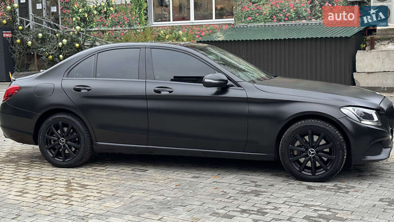 Седан Mercedes-Benz C-Class 2017 в Киеве