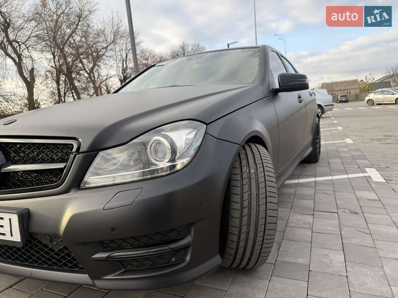 Седан Mercedes-Benz C-Class 2013 в Виннице фото 4 Седан Mercedes-Benz C-Class 2013 в Виннице