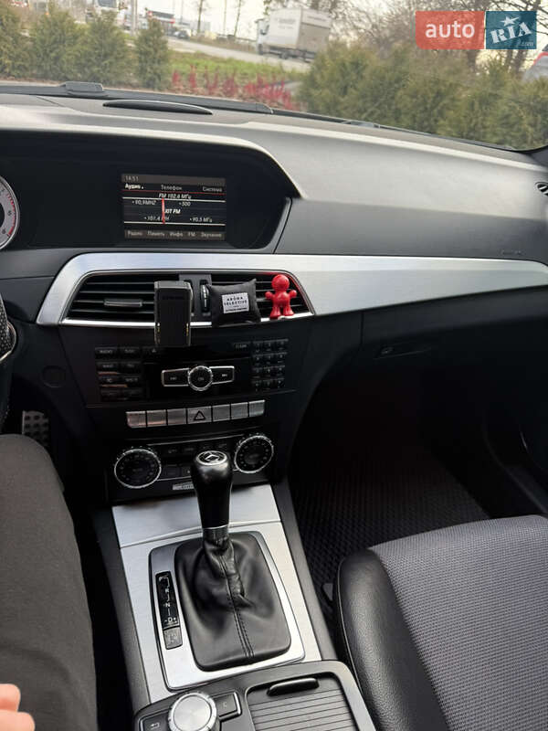 Седан Mercedes-Benz C-Class 2013 в Виннице фото 17 Седан Mercedes-Benz C-Class 2013 в Виннице