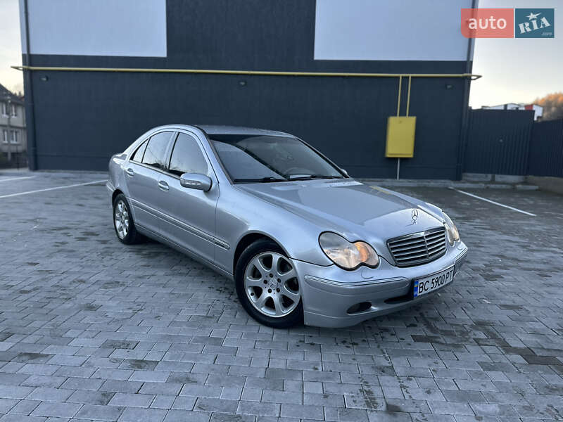 Седан Mercedes-Benz C-Class 2002 в Кременці