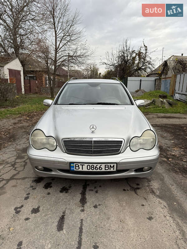 Універсал Mercedes-Benz C-Class 2003 в Кременчуці фото 17 Універсал Mercedes-Benz C-Class 2003 в Кременчуці