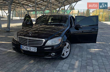 Седан Mercedes-Benz C-Class 2010 в Винниках