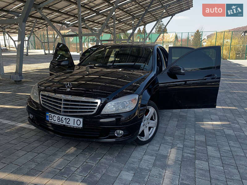 Седан Mercedes-Benz C-Class 2010 в Винниках фото Седан Mercedes-Benz C-Class 2010 в Винниках