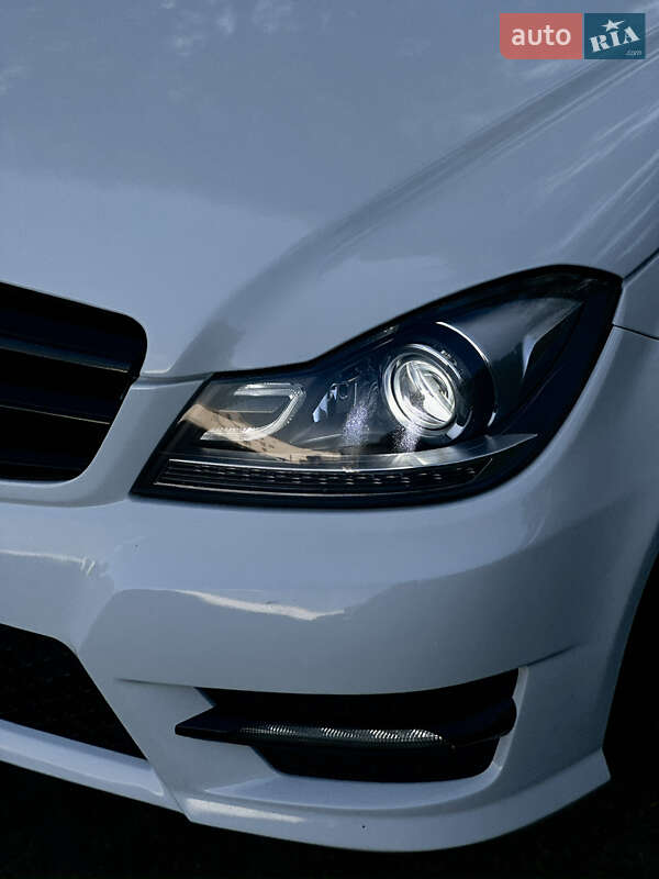 Седан Mercedes-Benz C-Class 2013 в Чернігові фото 4 Седан Mercedes-Benz C-Class 2013 в Чернігові