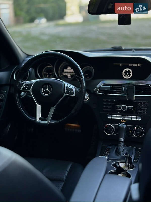 Седан Mercedes-Benz C-Class 2013 в Чернігові фото 11 Седан Mercedes-Benz C-Class 2013 в Чернігові