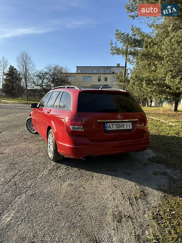 Універсал Mercedes-Benz C-Class 2012 в Надвірній
