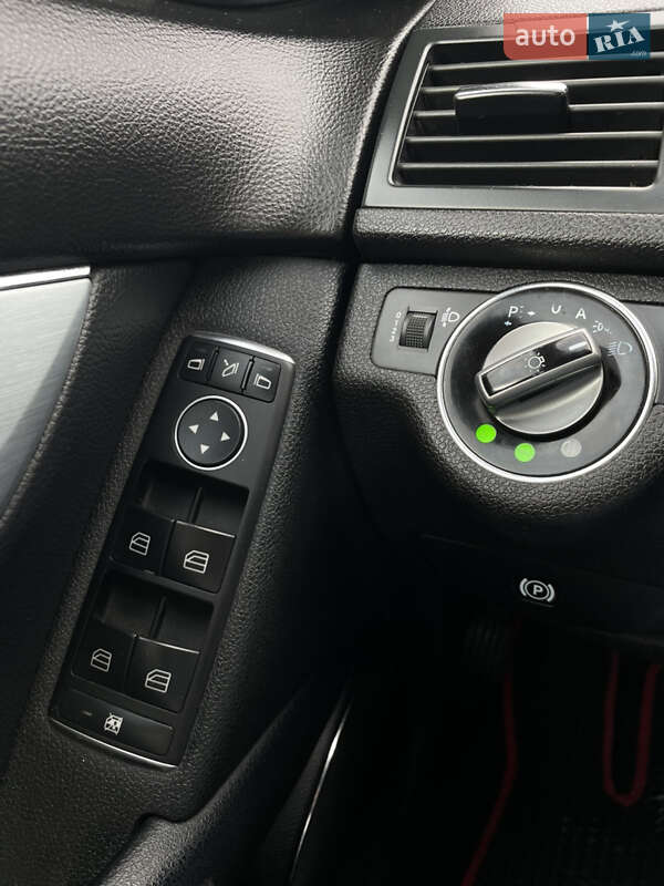 Універсал Mercedes-Benz C-Class 2008 в Волочиську фото 21 Універсал Mercedes-Benz C-Class 2008 в Волочиську