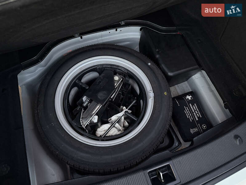 Седан Mercedes-Benz C-Class 2012 в Києві фото 21 Седан Mercedes-Benz C-Class 2012 в Києві