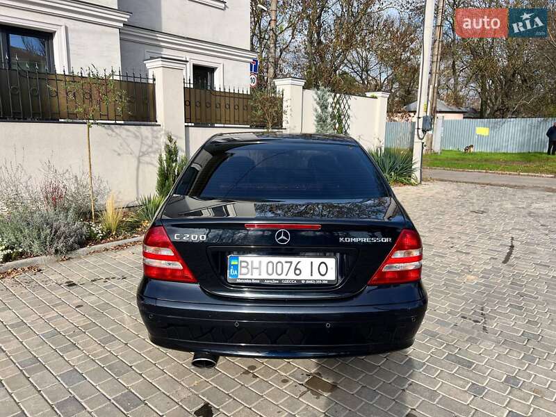 Седан Mercedes-Benz C-Class 2006 в Одессе фото 27 Седан Mercedes-Benz C-Class 2006 в Одессе