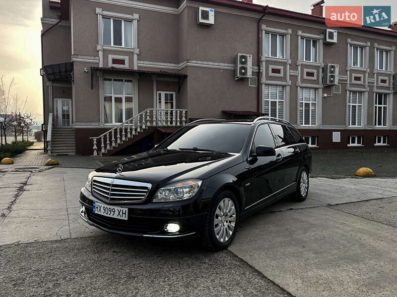 Универсал Mercedes-Benz C-Class 2011 в Черновцах фото 3 Универсал Mercedes-Benz C-Class 2011 в Черновцах