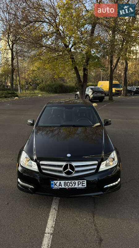Седан Mercedes-Benz C-Class 2014 в Одесі фото 23 Седан Mercedes-Benz C-Class 2014 в Одесі